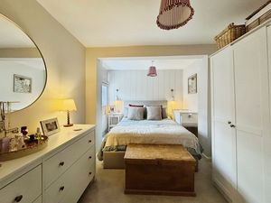 Photo 2- click for photo gallery